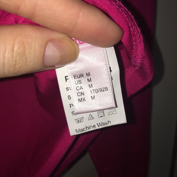 Gym Top - Long Sleeve Crop - Picture 3 of 4